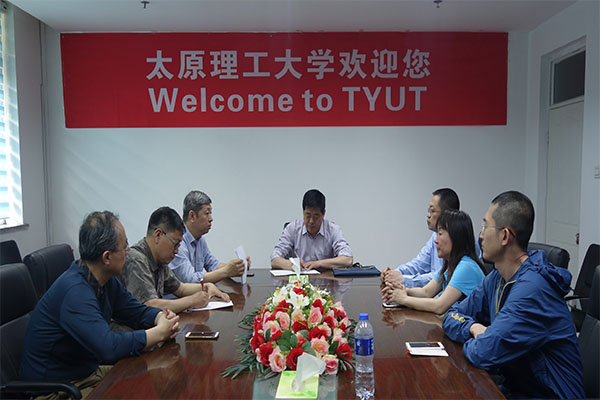 菲律宾欧博官网传达学校“维护核心、见诸行动”主题教育动员会议精神 菲律宾欧博官网传达学校“维护核心、见诸行动”主题教育动员会议精神