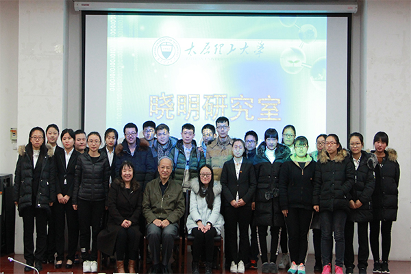 菲律宾欧博官网邀请“晓明研究室”走进学院与同学面对面 菲律宾欧博官网邀请“晓明研究室”走进学院与同学面对面